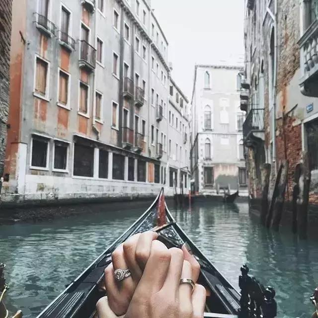 和你一起看世间最美的风景,只为和你相遇一起看最美的风景