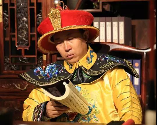 想要如沐春风，还需花好月圆