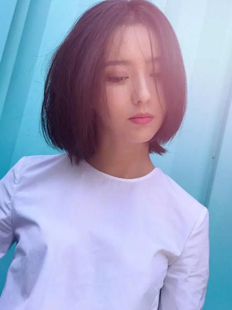 允儿长发剪短发,允儿短发造型