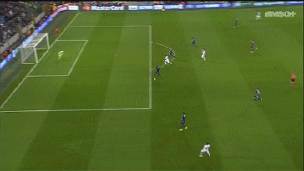 伊布评价梅西马拉多纳,伊布打碎马拉多纳记录