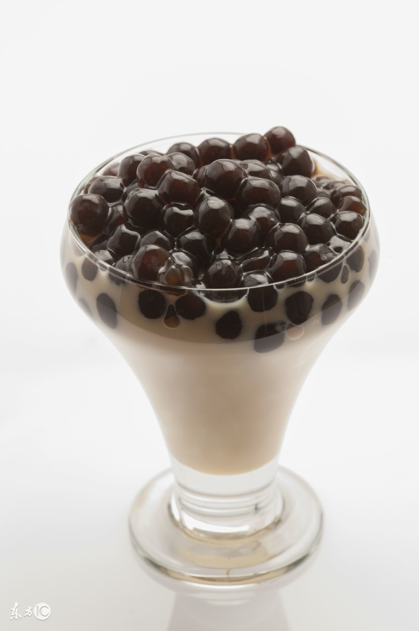 泰式奶茶有股独特的香味,泰式奶茶店里卖得最好的一款奶茶