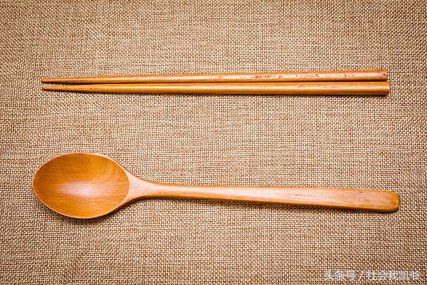 关于筷子的历史和由来,筷子的由来与文化