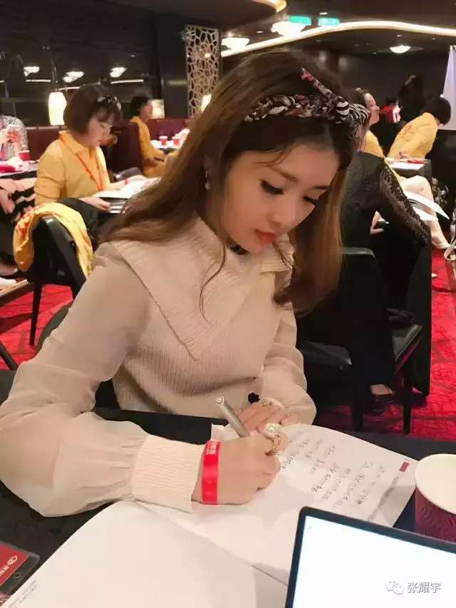 人物焦点｜：“有我的地方就有范绅颖”——创始人李丽璇