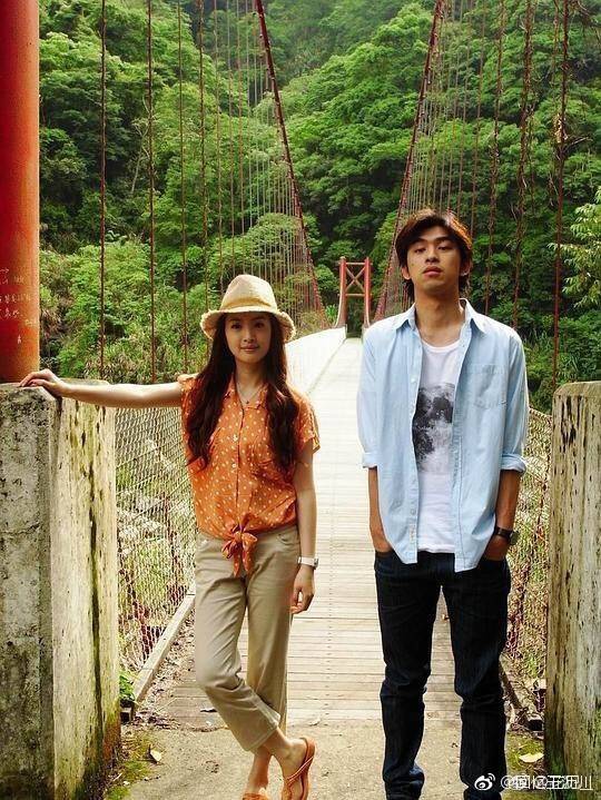 张若昀pk陈柏霖,张天爱张若昀一吻定情