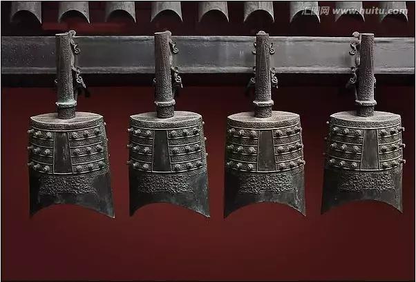 古人书房常备的文房四宝是什么,文房四宝是书房中常备的四种摆件