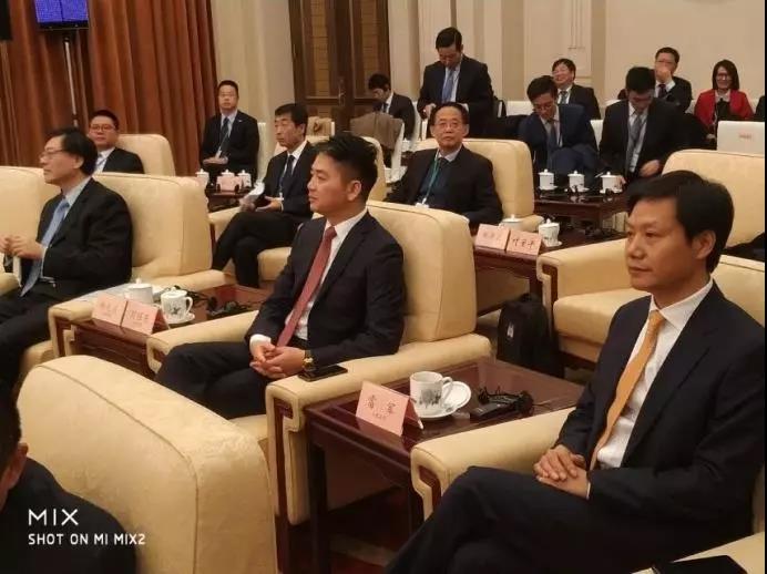 雷军参加国宴,雷军去武汉吃一碗方便面