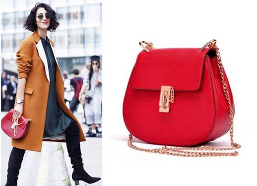 女人为什么爱买包？欧美小甜甜告诉大家这几款经典包能包治百病
