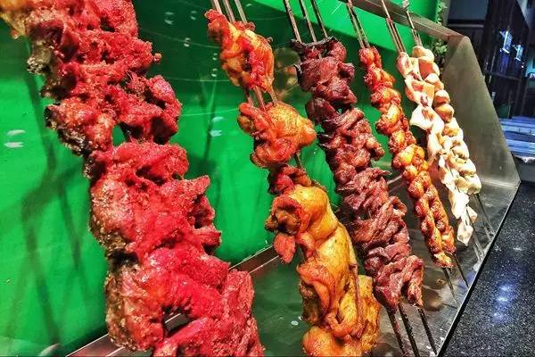 独特的烤肉让你开启味觉新世界,好吃的烤肉让你回味无穷