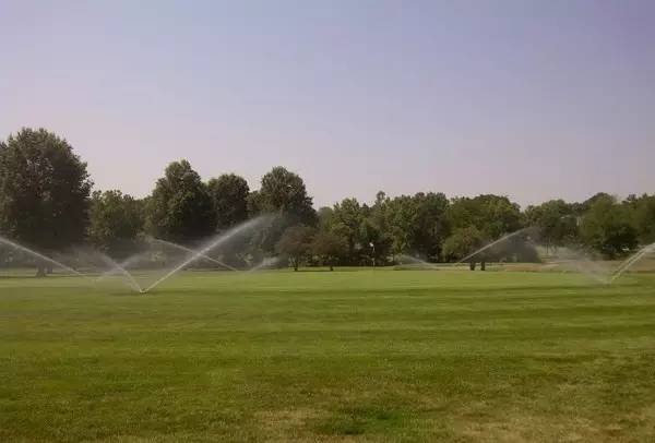 高尔夫球场用水,高尔夫球场灌溉用水量