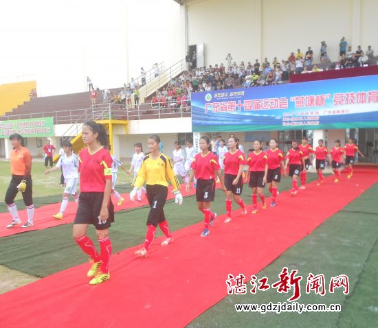 继田径品牌之后湛江二中再打校园足球品牌