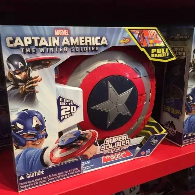 上海迪士尼酒店最高3000多元一晚！半小时卖出上万张门票！杭州一家人去玩要花多少？算完整个人不好了