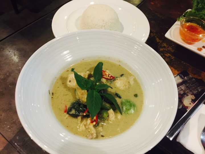 泰国夜市美食攻略,泰国旅游美食攻略必吃