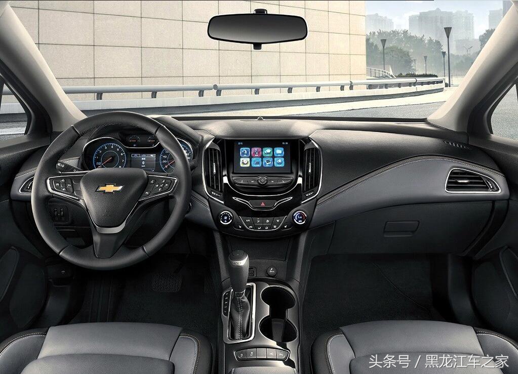 两厢版的科鲁兹老款,十万左右性价比高的车科鲁兹