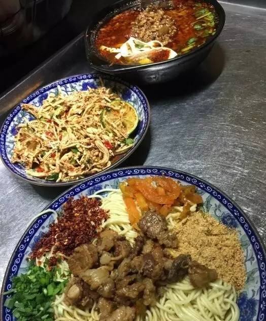 玉溪美味小吃大搜罗，就知道你们爱吃！