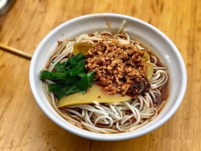 玉溪美味小吃大搜罗，就知道你们爱吃！