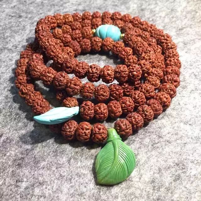 地摊手串为什么便宜,地摊手串为什么这么便宜