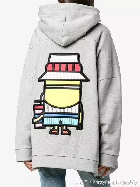 杨幂oversize卫衣,杨幂oversize卫衣搭配