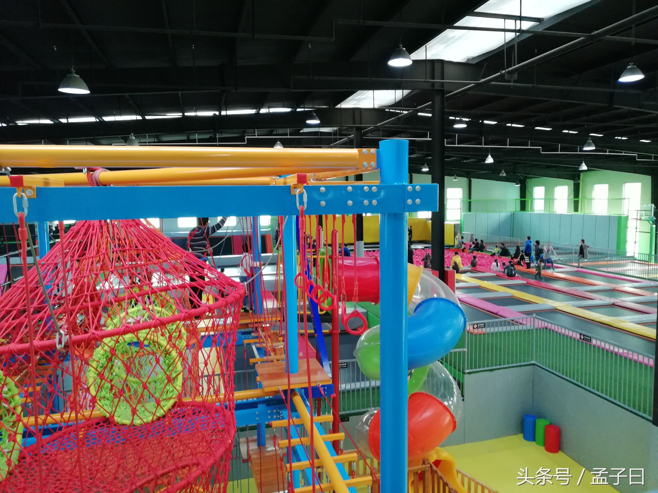 杈藉畞灏忕敺瀛╃敤鑴氭媺寮撳皠绠腑闈跺績,灏忕敺瀛╃敤鑴氭媺寮撳皠绠腑闈跺績