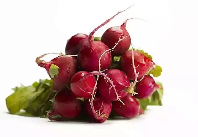 秋吃萝卜胜过人参,冬吃白萝卜赛过人参