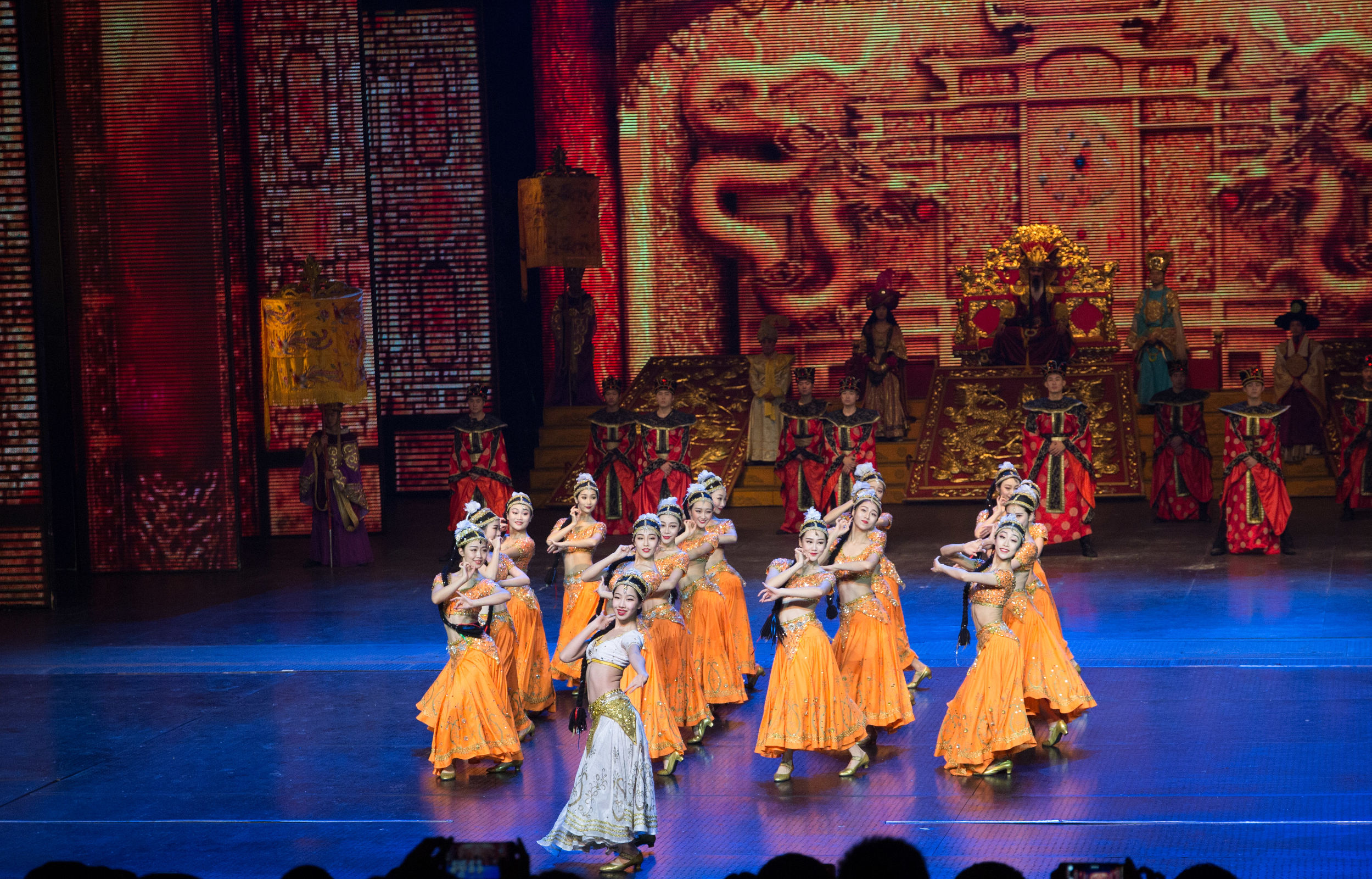 杭州宋城千古情人多吗,宋城千古情观看人数