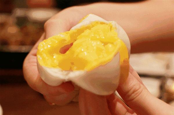 武汉这10款“爆浆”美食，一不留心就爆出来溅你一脸！