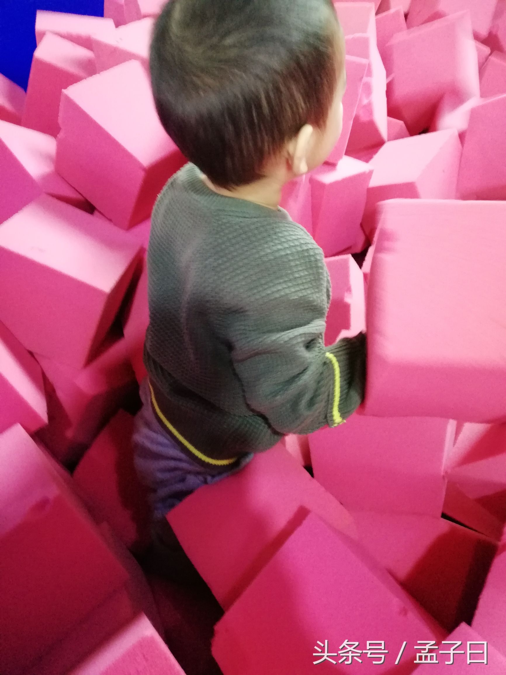 杈藉畞灏忕敺瀛╃敤鑴氭媺寮撳皠绠腑闈跺績,灏忕敺瀛╃敤鑴氭媺寮撳皠绠腑闈跺績