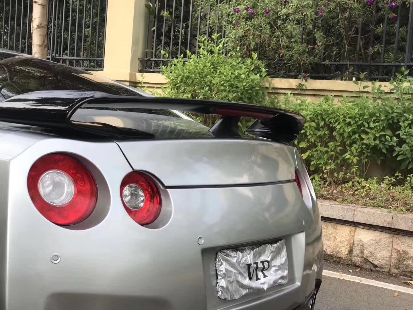 日产GTR落地198万，加快猛兽，东洋站神