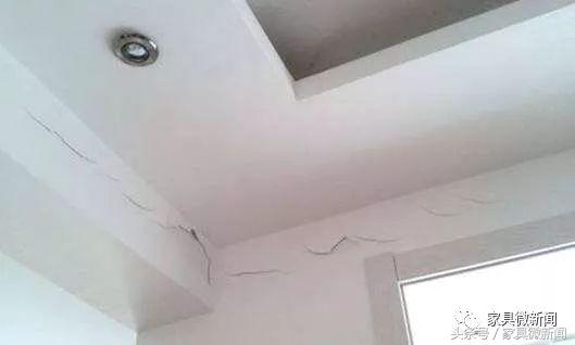 壁纸和乳胶漆护墙板哪个好,宾馆装修用墙纸墙布还是护墙板好