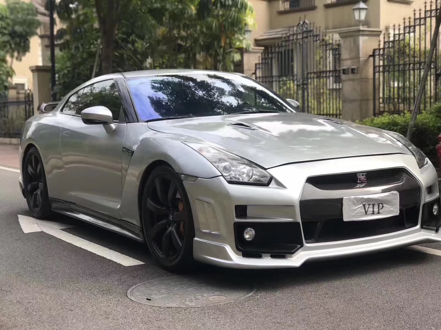 日产GTR落地198万，加快猛兽，东洋站神