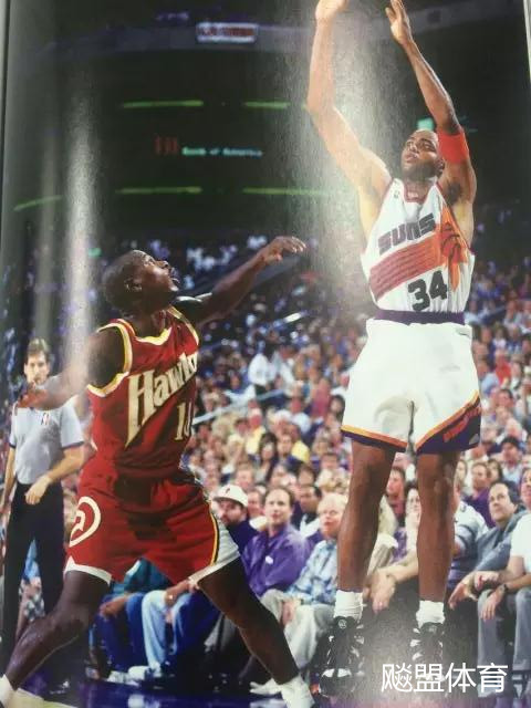 篮球球鞋进化史,改变篮球历史的球鞋