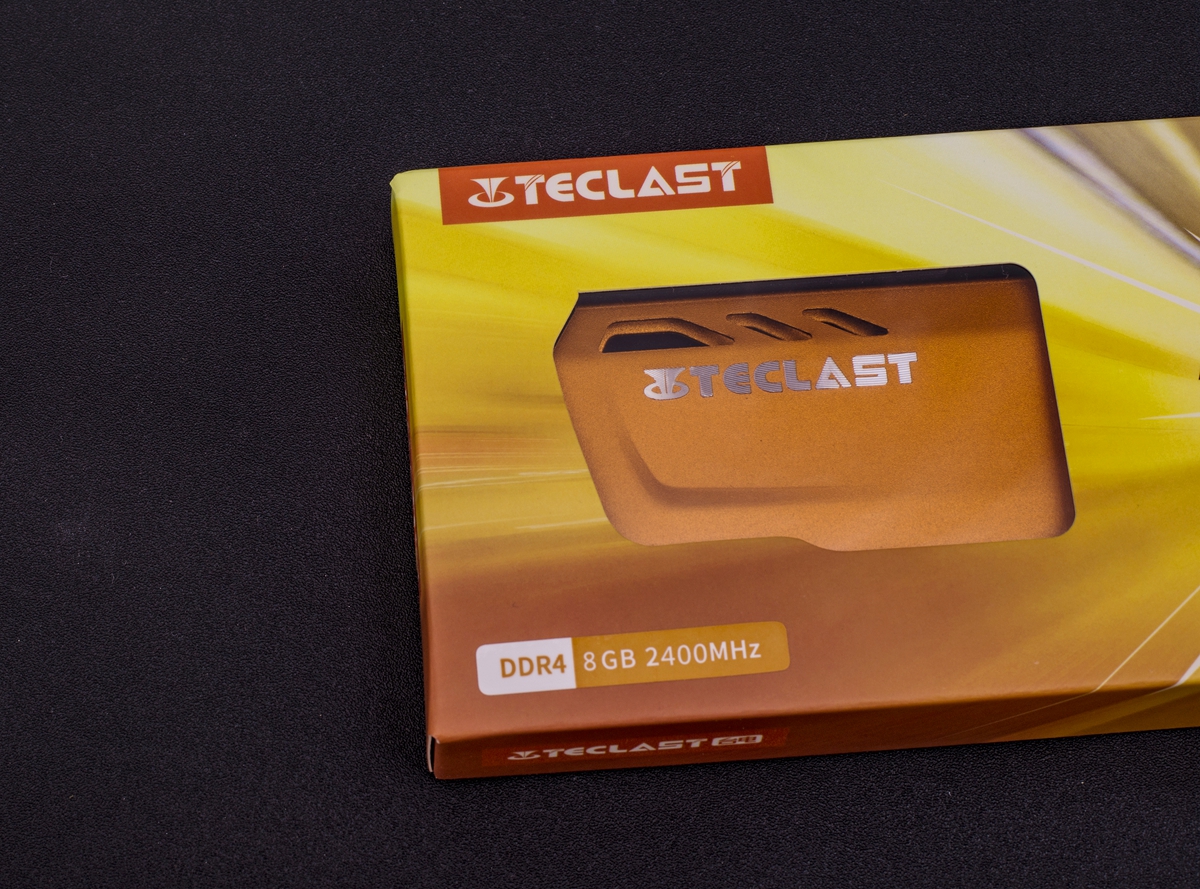 存储大厂刚出内存就发福利，2400就能超3200