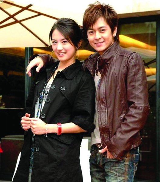 李易峰要翻拍放羊的星星吗,放羊的星星翻拍新版对比