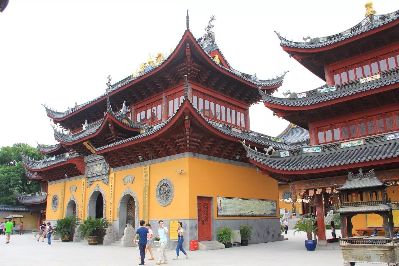 上海哪个地铁站去景点方便,上海免费景点及地铁路线