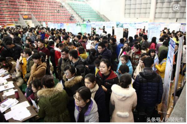 富士康流水线普工缺人，给“补贴”也很少人来为什么？理由很扎心