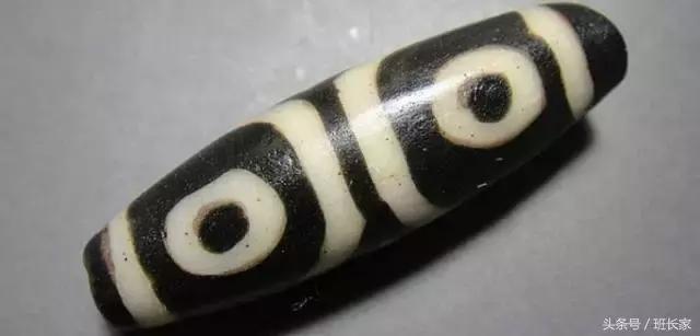 琥珀蜜蜡鉴别真假方法大揭秘,琥珀蜜蜡的真假鉴定图片大全