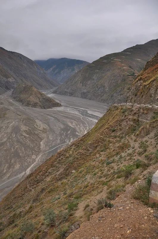 墨脱有多神秘,墨脱一条真正的天路