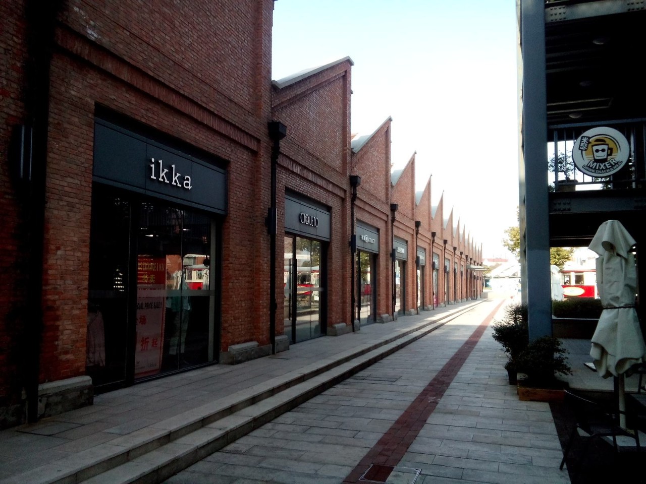 上海哪个地铁站去景点方便,上海免费景点及地铁路线