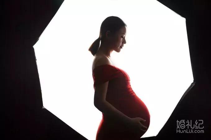 霍思燕怀孕抹什么油防止妊娠纹,霍思燕的妊娠纹怎么样去掉的