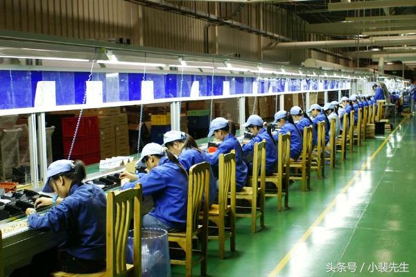 富士康流水线普工缺人，给“补贴”也很少人来为什么？理由很扎心