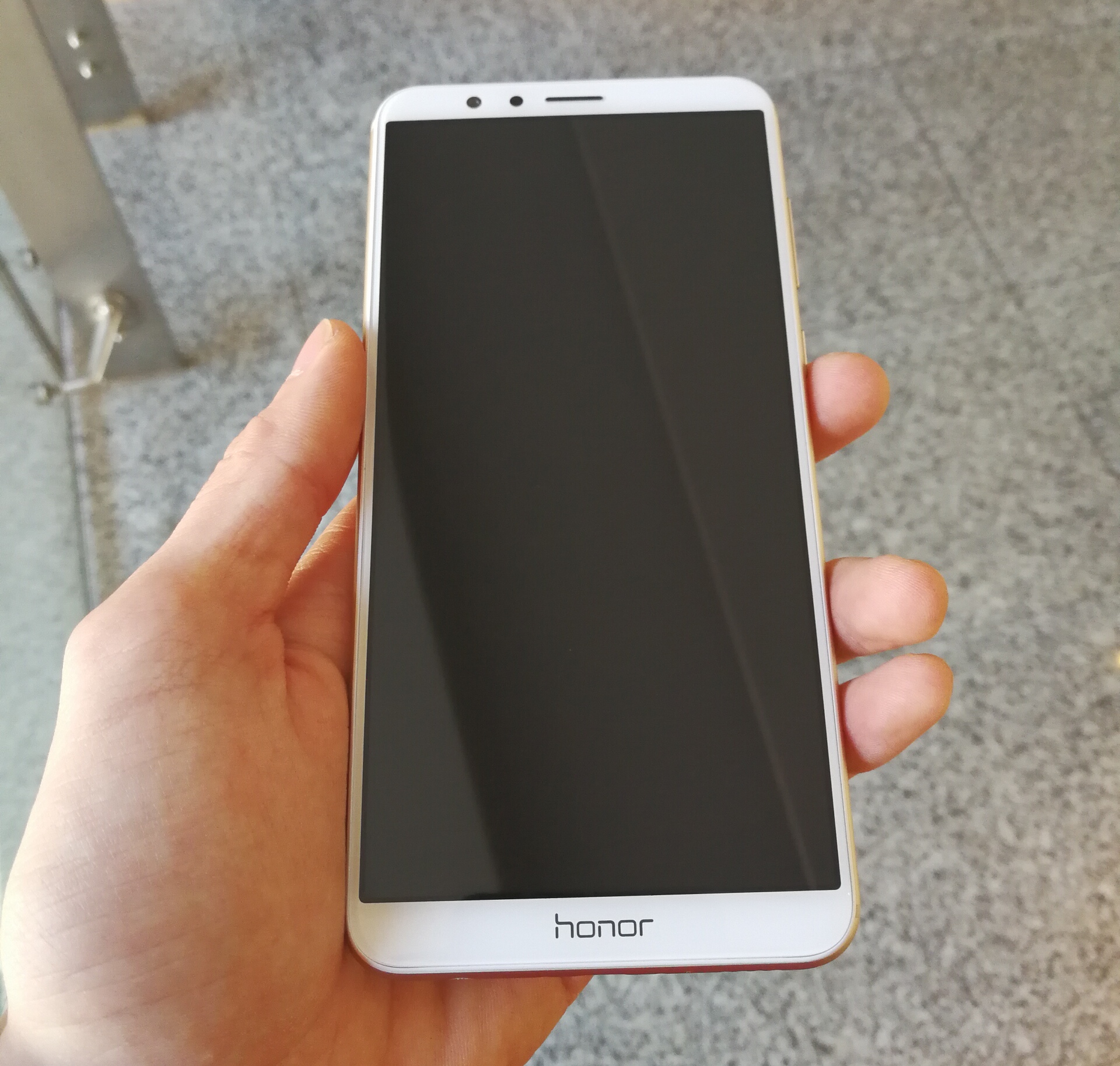 光荣畅玩7x全面屏手势操作,1499光荣7x全面屏