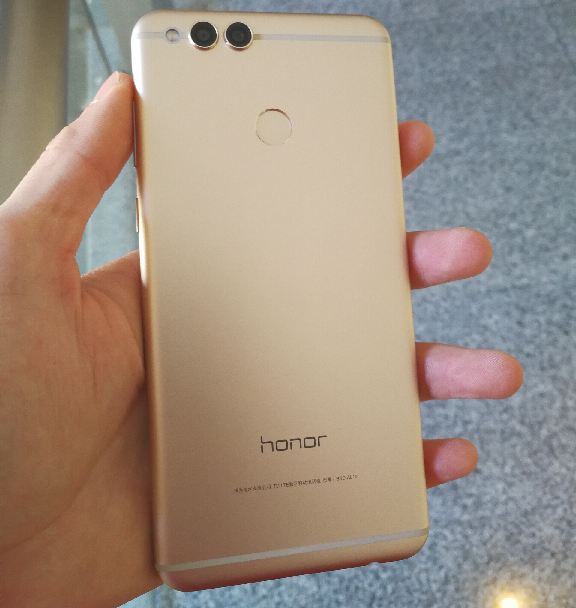 光荣畅玩7x全面屏手势操作,1499光荣7x全面屏