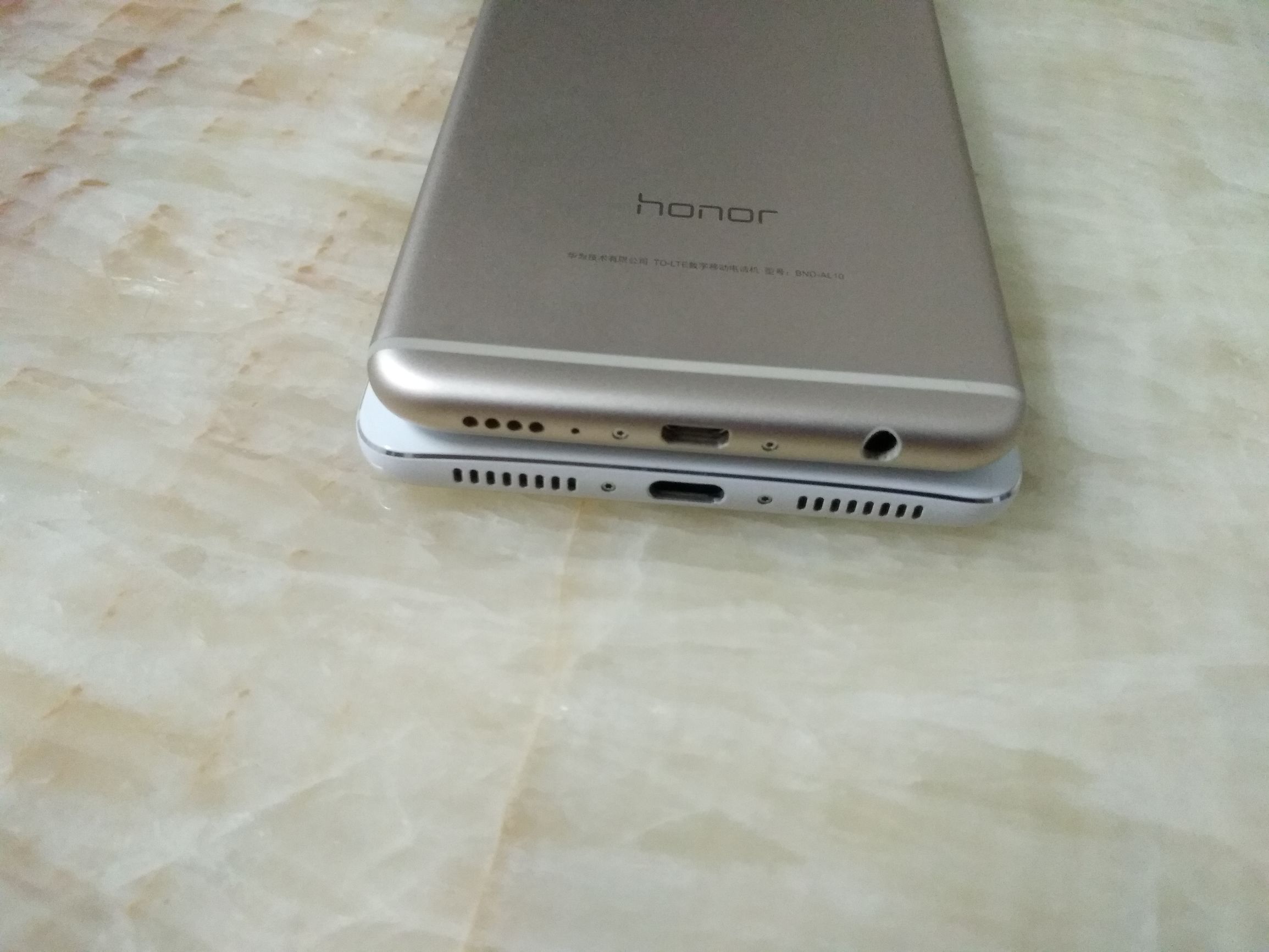 光荣畅玩7x全面屏手势操作,1499光荣7x全面屏