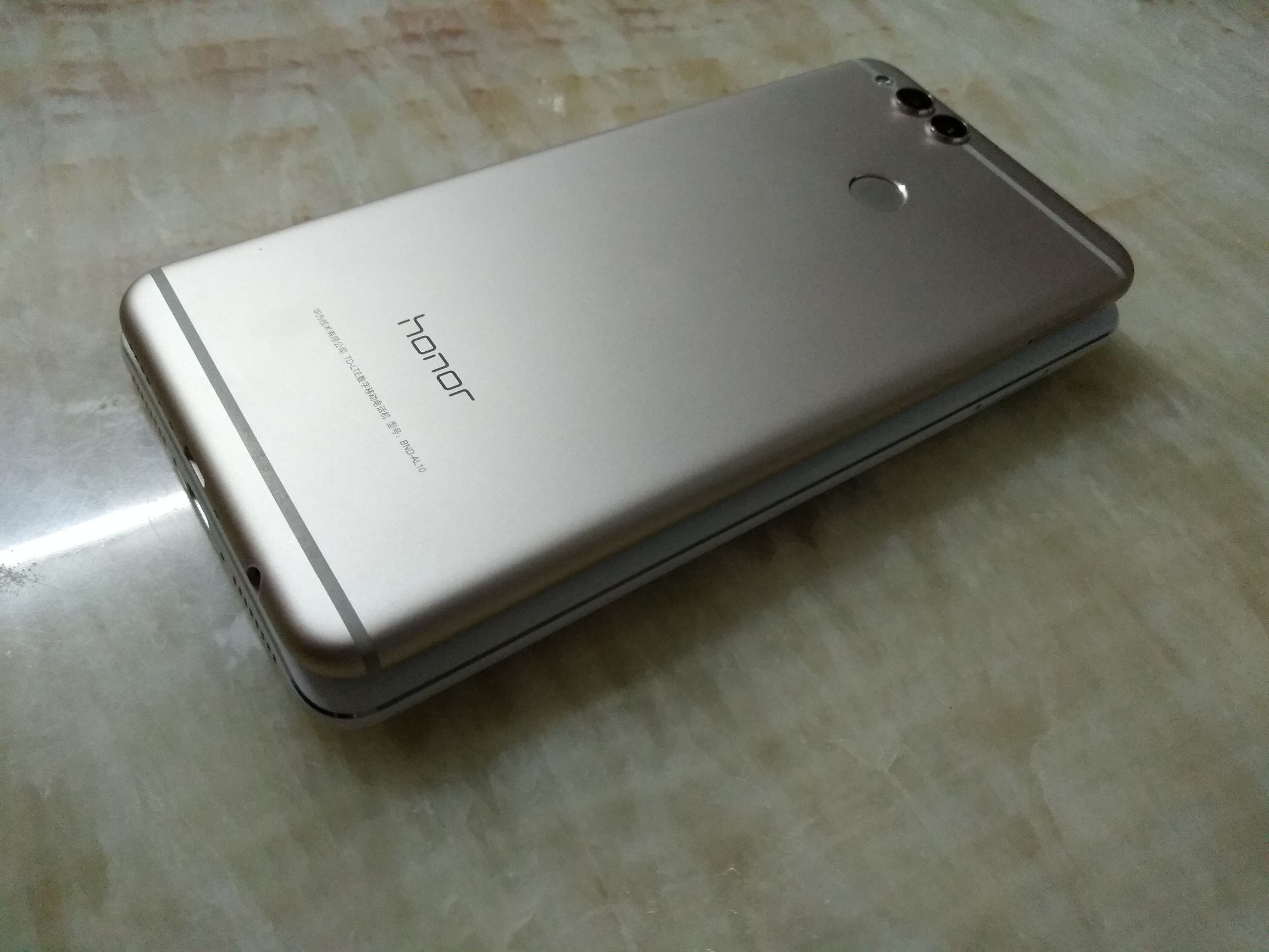 光荣畅玩7x全面屏手势操作,1499光荣7x全面屏