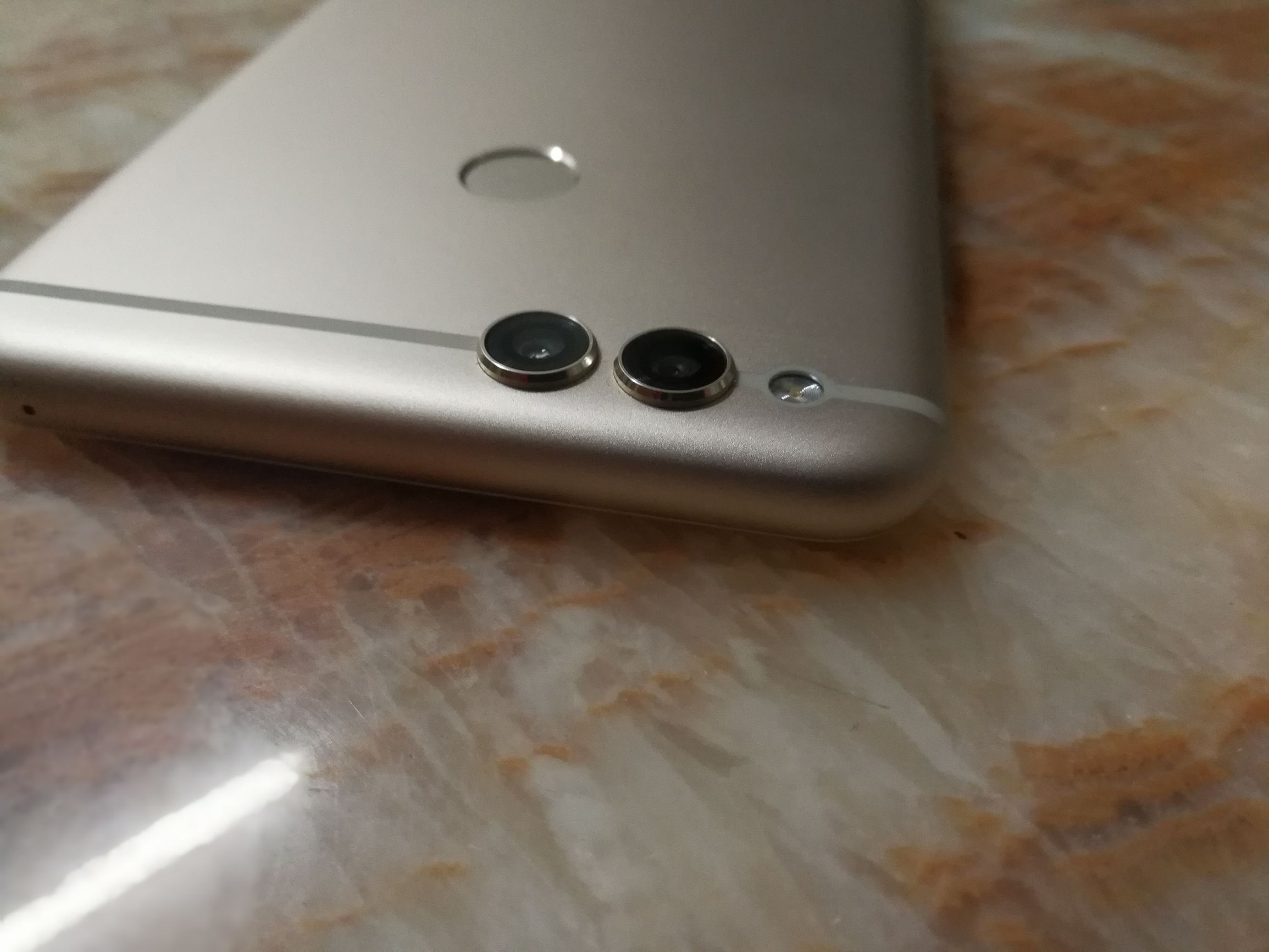 光荣畅玩7x全面屏手势操作,1499光荣7x全面屏