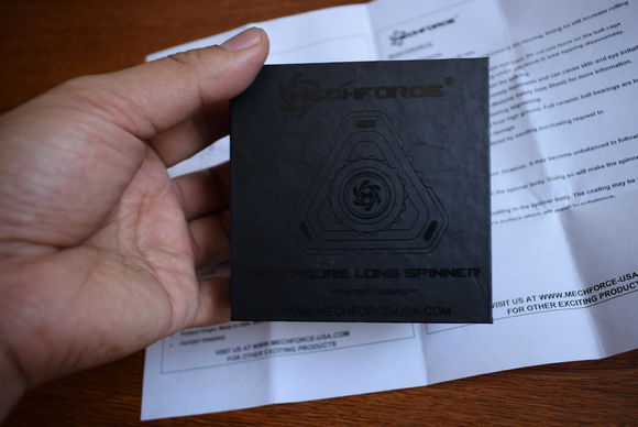 国外枪支配件企业不务正业，用枪支钢材做了一款指尖陀螺