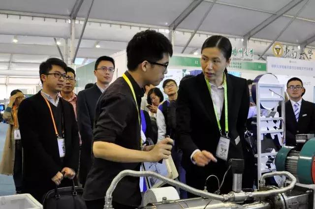 从200多万大学生中脱颖而出，浙大学子在十五届“挑战杯”国赛中再创辉煌！