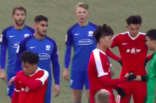 邵佳一孙继海范志毅一起踢过吗,邵佳一和孙继海是一个时期的吗