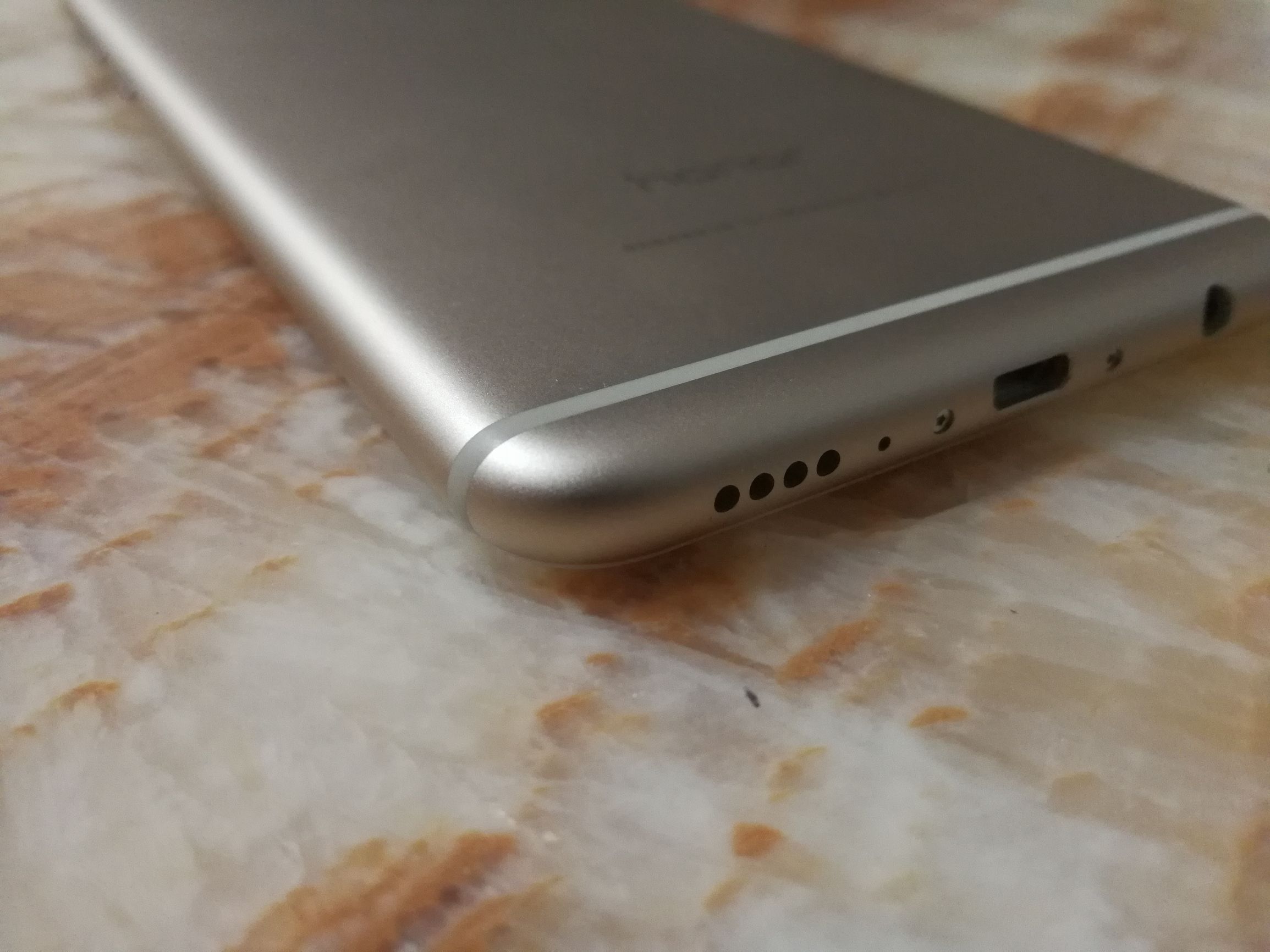 光荣畅玩7x全面屏手势操作,1499光荣7x全面屏