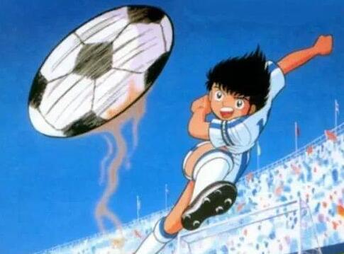 足球杂技高手视频,足球杂技般进球