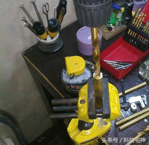 锂电螺丝刀工具评测,自制锂电池全自动万能螺丝刀